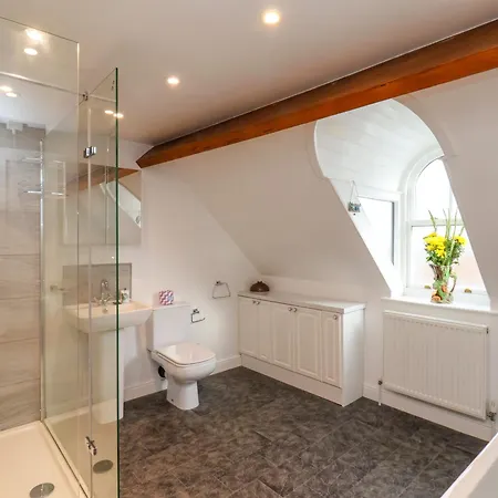 Apartman Flowergate Heights *