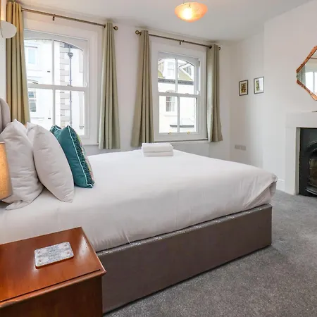 Apartman Flowergate Heights Whitby