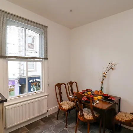 Apartamento Flowergate Heights Whitby