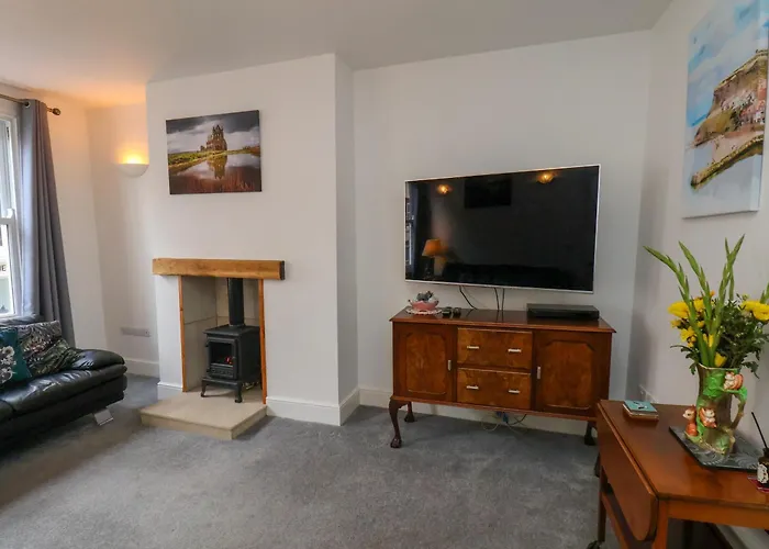 Apartment Flowergate Heights Whitby